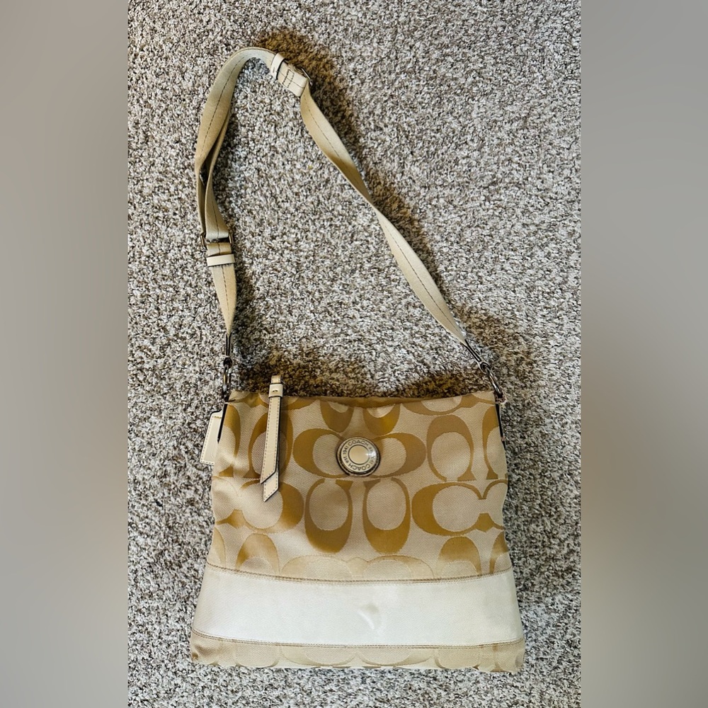 Vintage Y2K Coach Signature Jacquard Striped Shoulder/Crossbody Bag - Picture 4 of 11